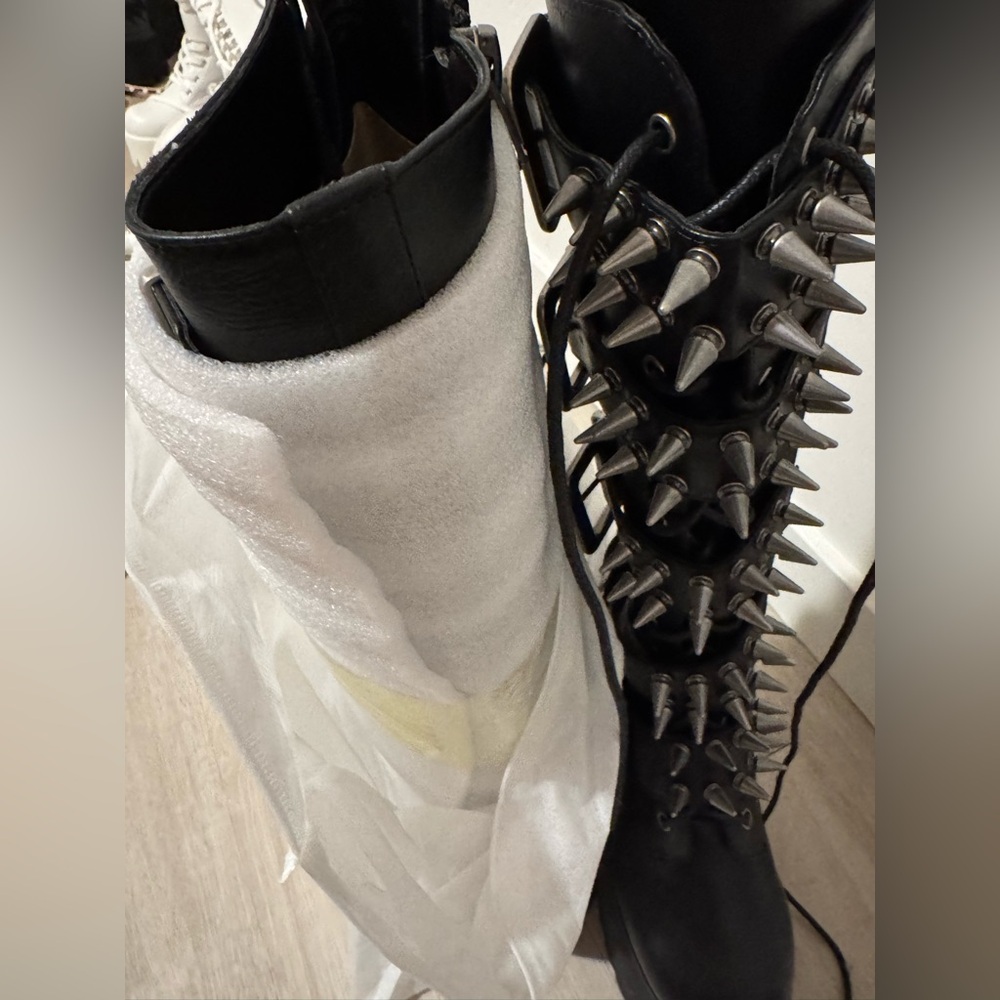 NEW DOLLS KILL WIDOW APPETITE FOR DESTRUCTION BOOTS Sz 8 - Picture 12 of 15